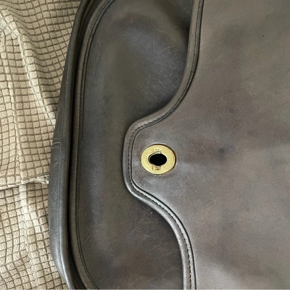 Vintage Coach Legacy bag from the 1980s Brown Leather Classic Vintage Coach
